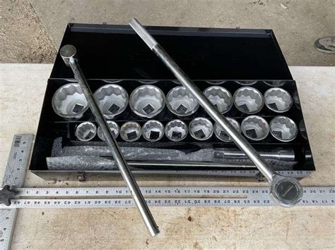 pittsburgh 1 inch socket set